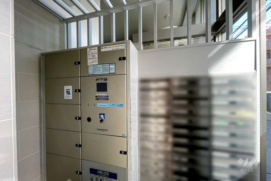 共用ポストと宅配ボックス　