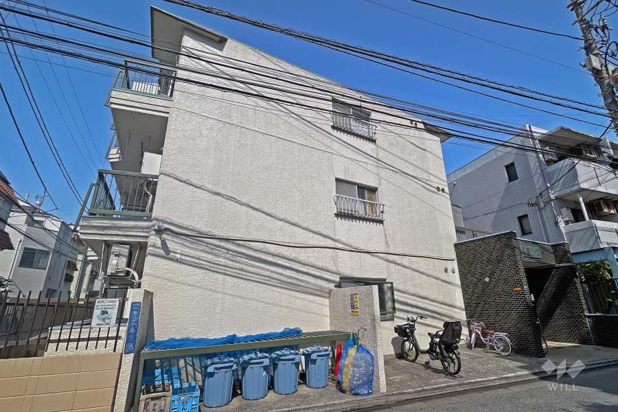 馬込コーポビアネーズの外観（南東側から）