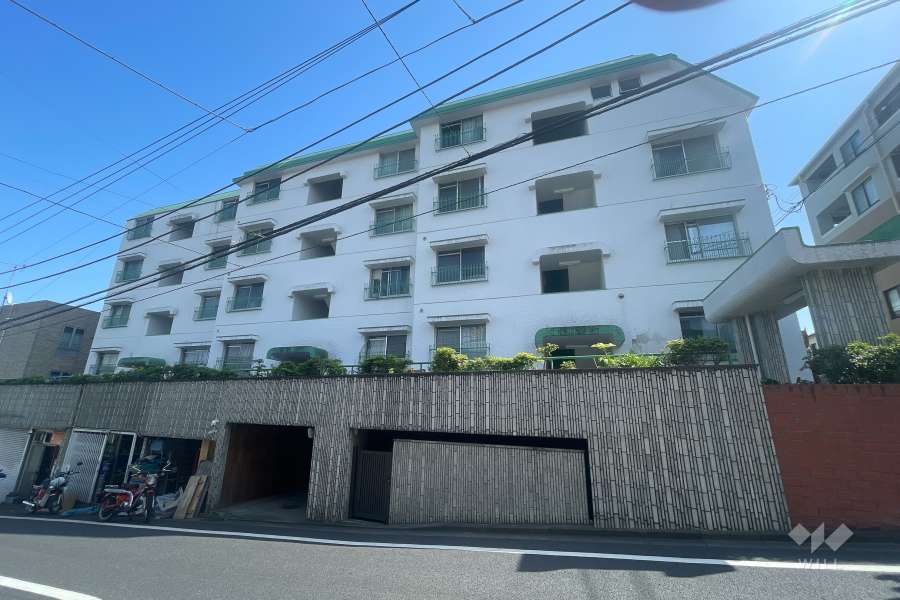 マンションホワイトバレーの外観（北側から）