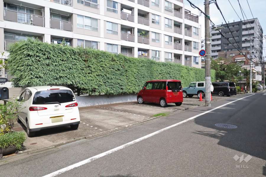 敷地内駐車場（屋外平面式）