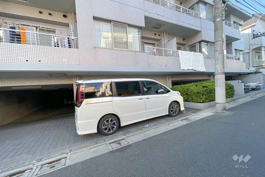 敷地内駐車場（屋外平面式・屋内平面式）