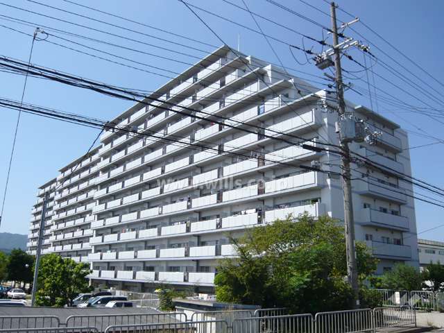 宝塚ガーデンハウスの外観（南西側から）