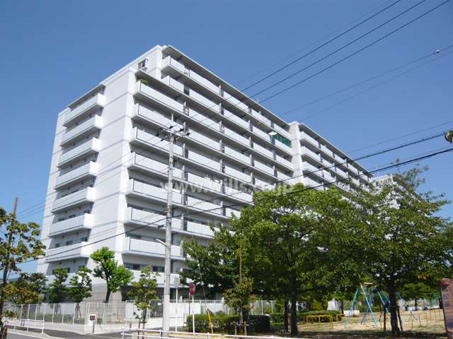 宝塚ガーデンハウスの外観（南東側から）