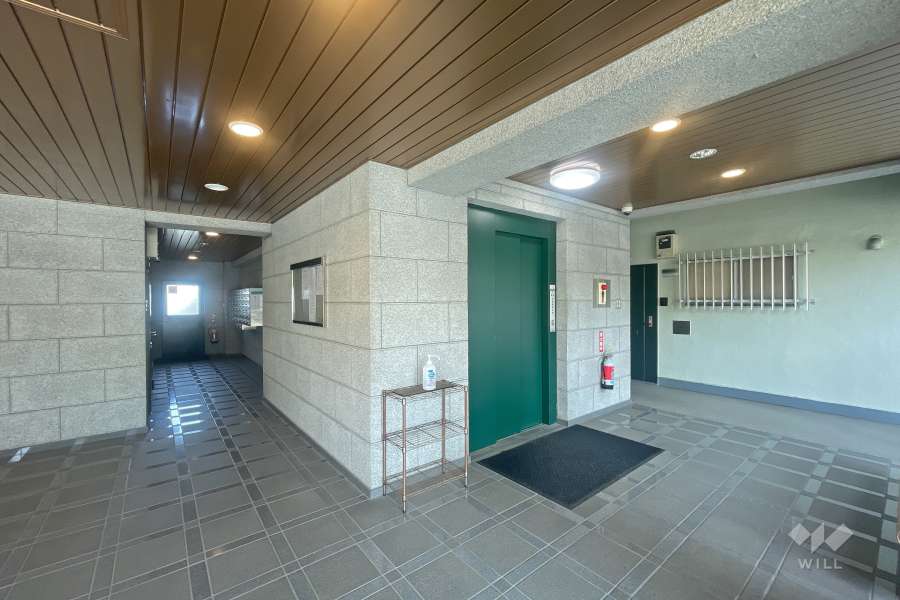 エントランスホール