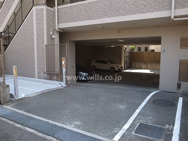 敷地内駐車場