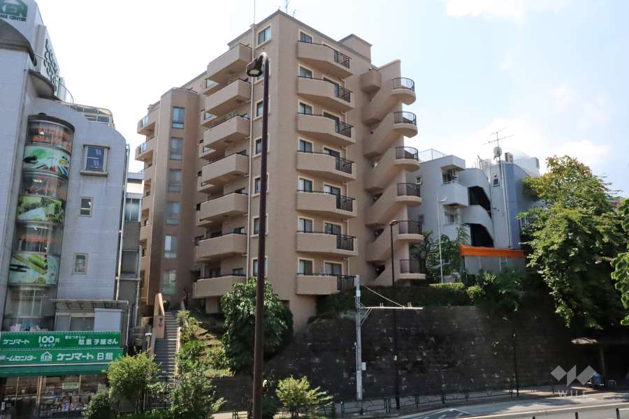 ケルン馬込の外観(北東側から)