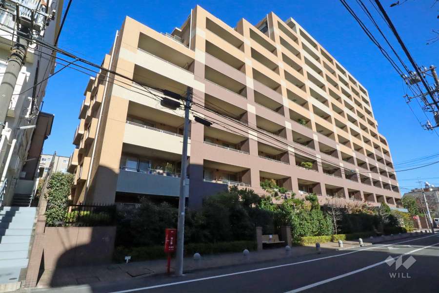 ライオンズマンション馬込マークヒルズの外観(南西側から)