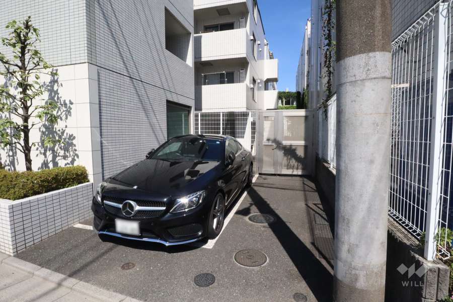 敷地内駐車場（屋外平面式）