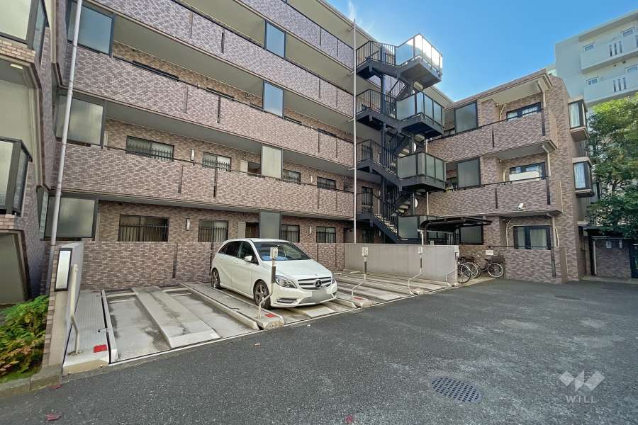 敷地内駐車場（屋外機械式）