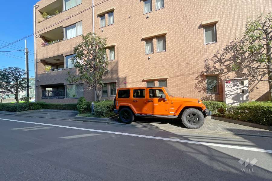 敷地内駐車場（屋外平面式）
