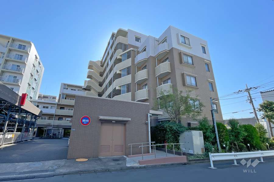 ライオンズガーデン仲池上の外観（北東側から）