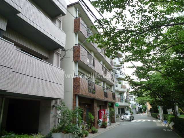 レーク夙川の外観（南側から）