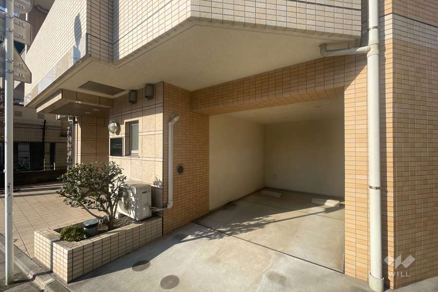 敷地内駐車場（屋内平面式）