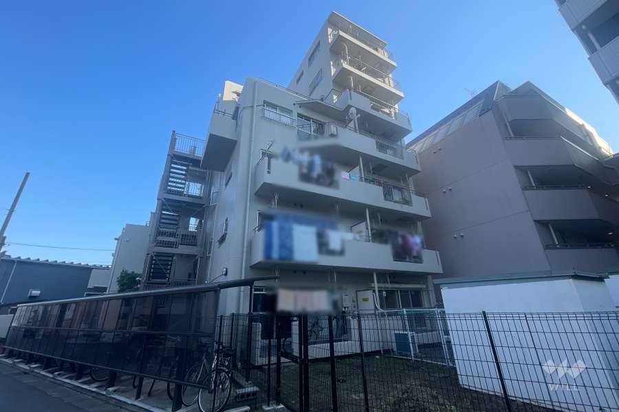 仲六郷ダイヤモンドマンションの外観（北西側から）