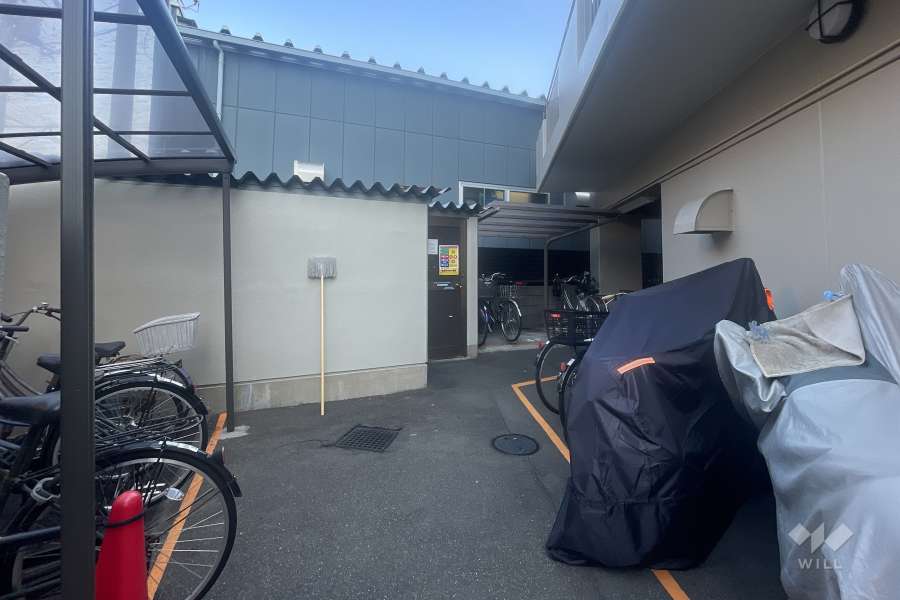 バイク置き場