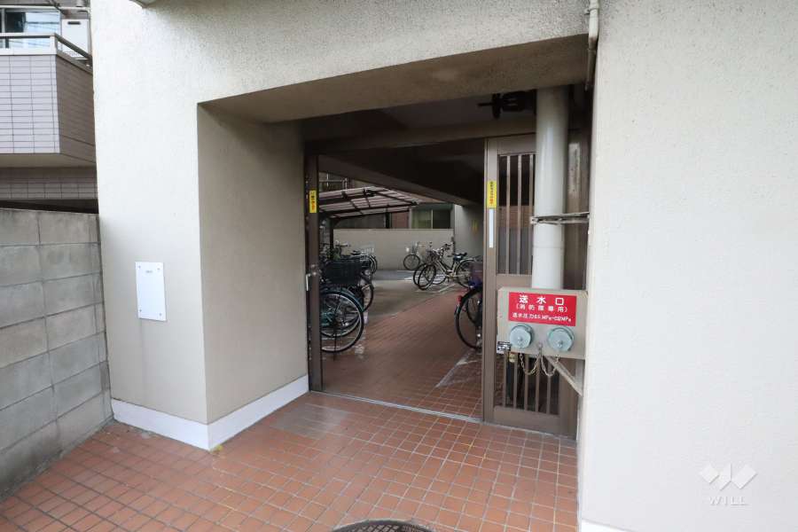 駐輪場の出入り口