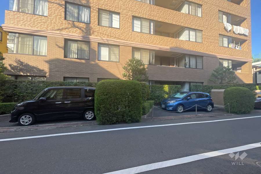 敷地内駐車場（屋外平面式）