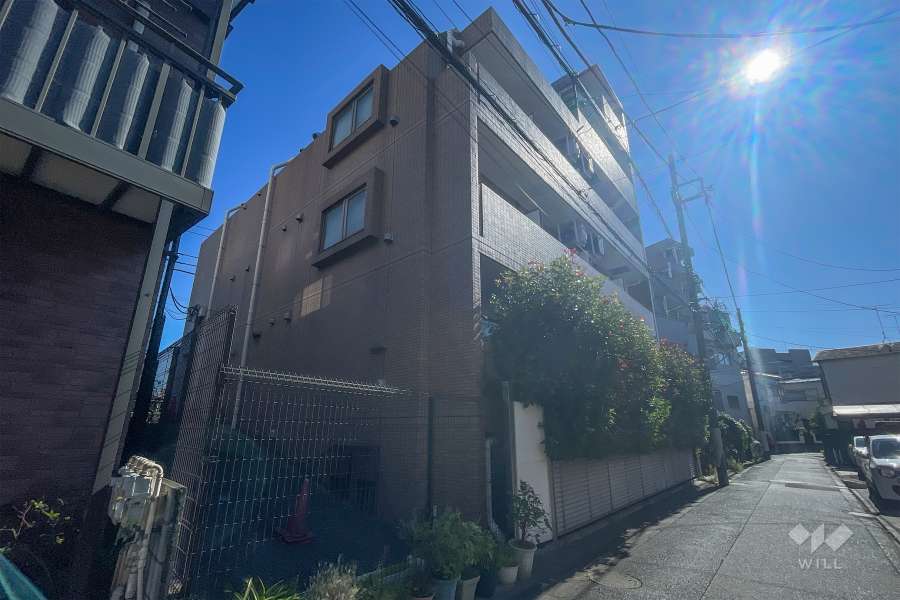 スカイコート田園調布の外観（北西側から）　