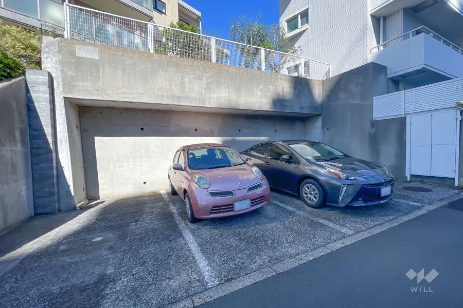 敷地内駐車場（屋外平面式）