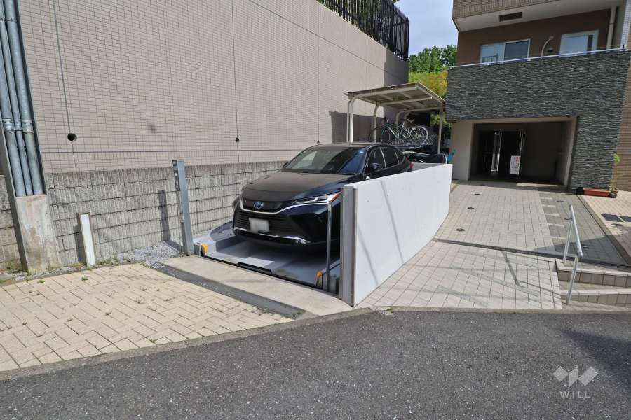 敷地内駐車場（屋外機械式）