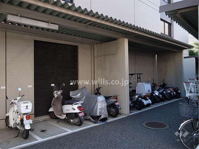 バイク置場