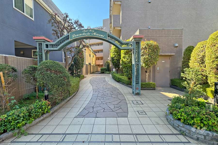 エントランスアプローチ