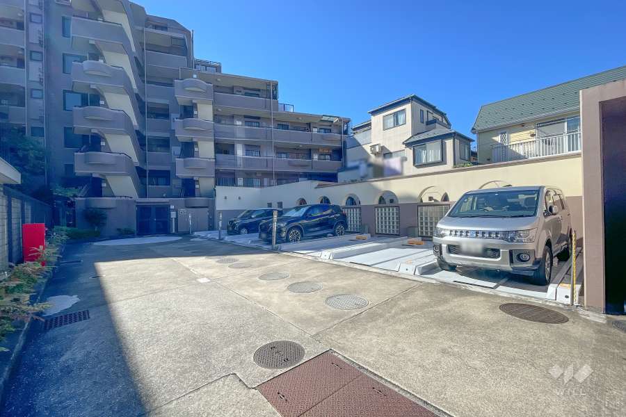 敷地内駐車場（屋外機械式）