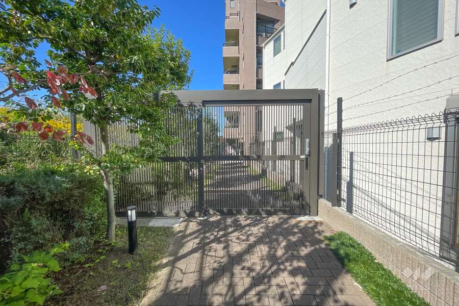 駐輪場の出入り口