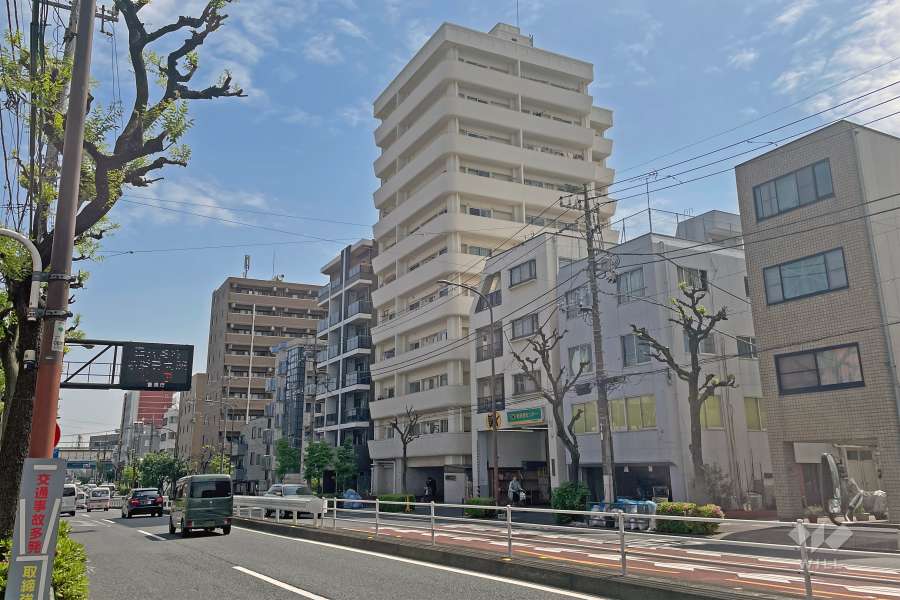 シャンボール田園調布の外観（北西側から）