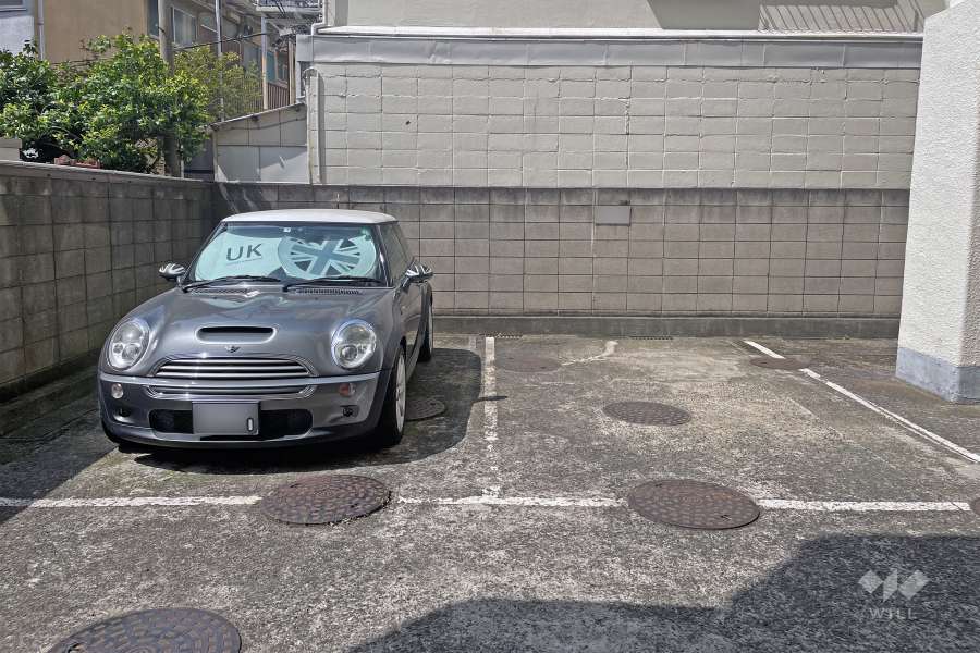 敷地内駐車場（屋外平面式）