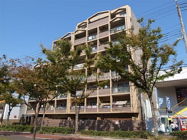 メゾン西宮鳴尾の外観（南側から）
