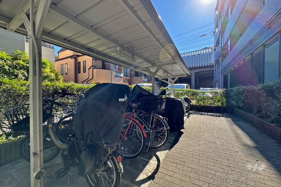 バイク置場・駐輪場