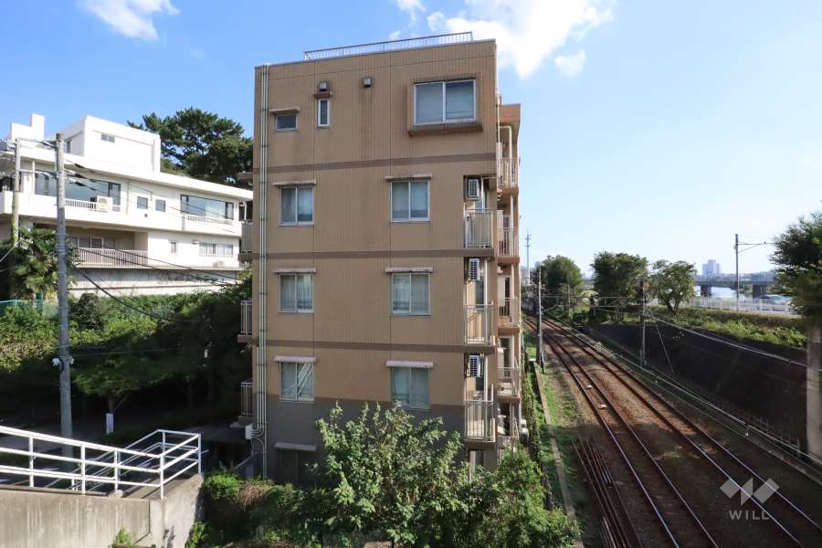 グランディ田園調布の外観(北西側から)