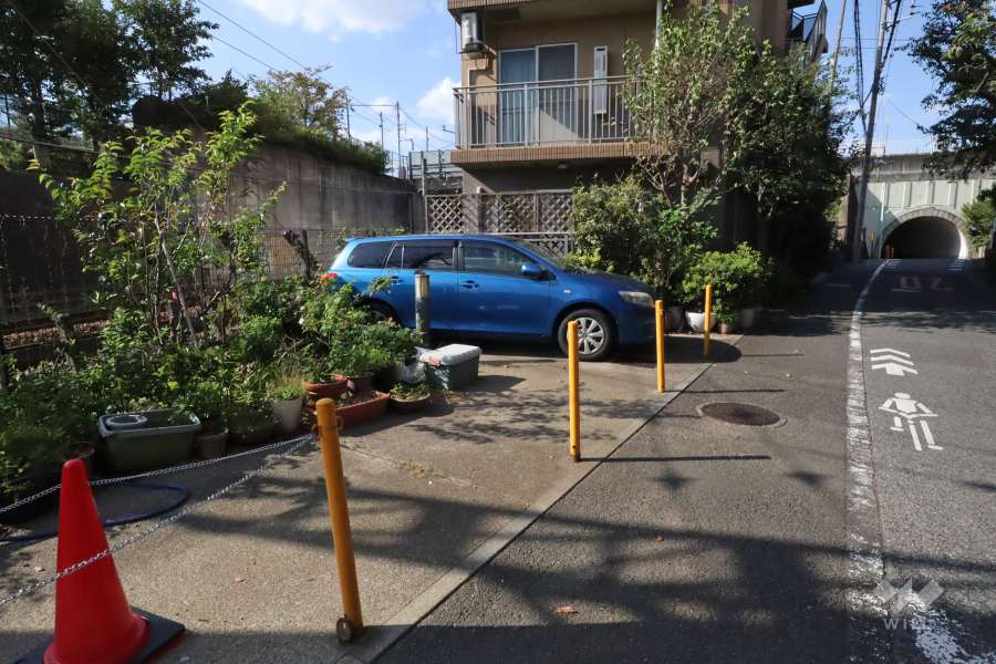 敷地内駐車場（屋外平面式）
