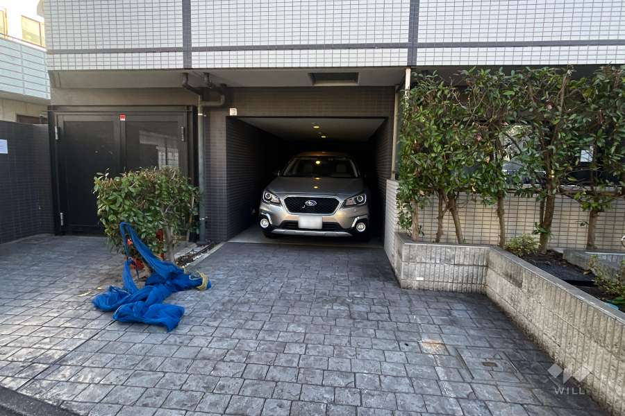 敷地内駐車場（屋内平面式）