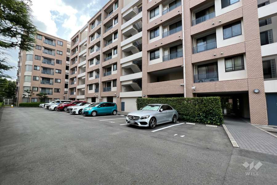 敷地内駐車場（屋外平面式）