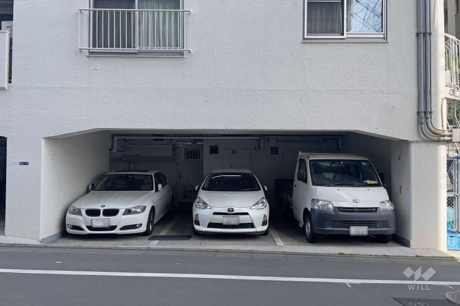 敷地内駐車場（屋内平面式）