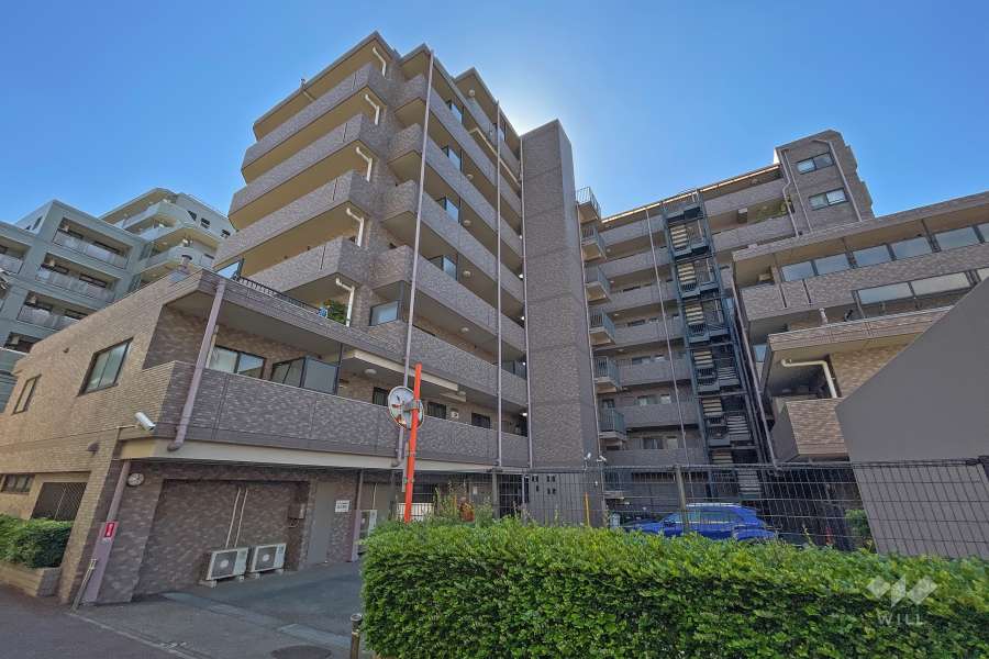 ライオンズプラザ石川台の外観（北西側から）