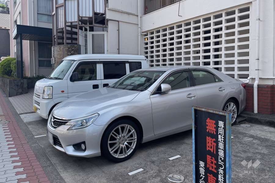 敷地内駐車場（屋外平面式）