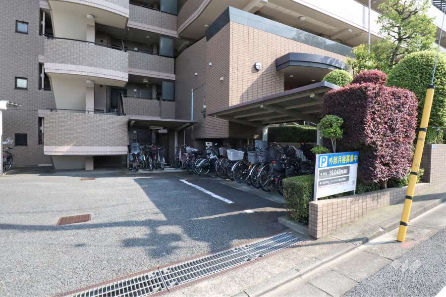 駐輪場（屋根付き