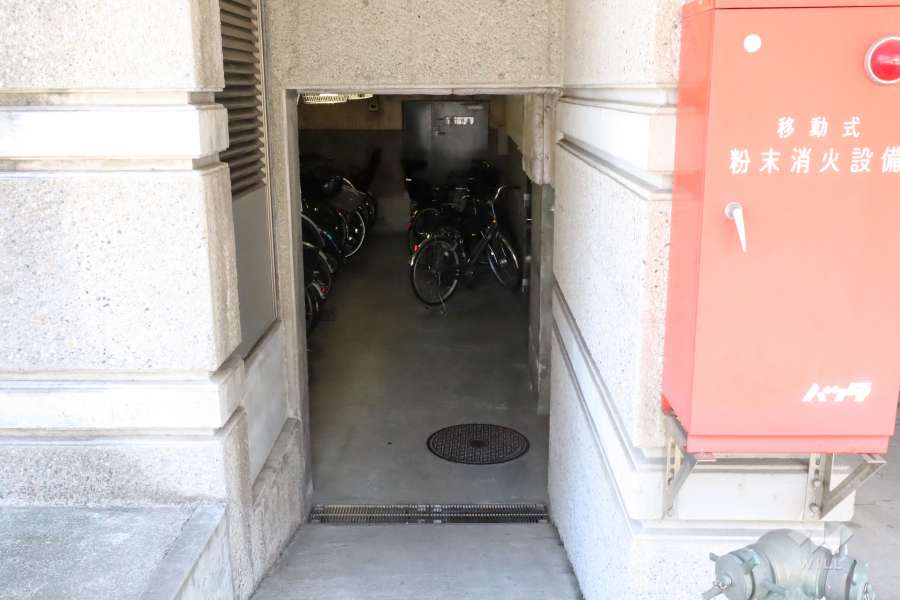 駐輪場の出入口