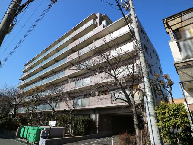 ステイツ西宮甲東園の外観(南東側から)