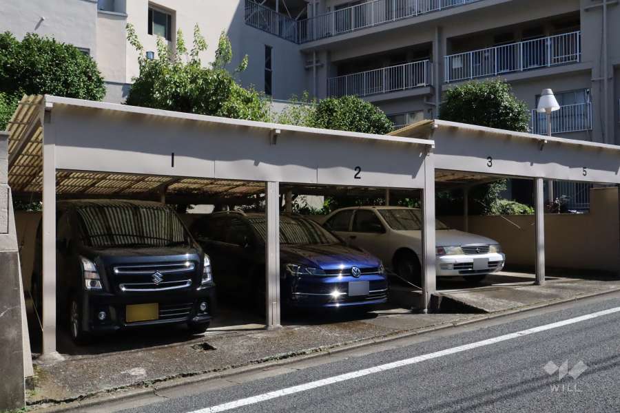 敷地内駐車場（屋外平面式）