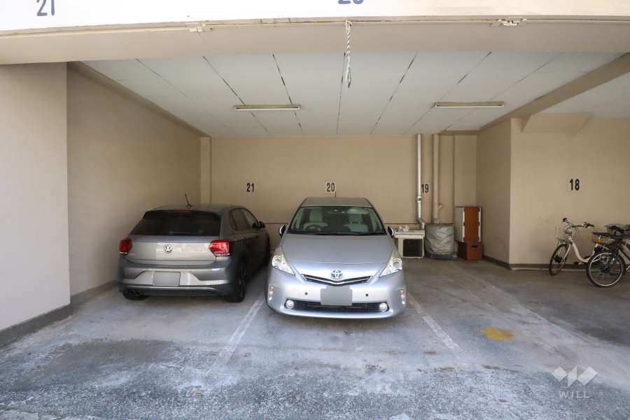 敷地内駐車場（屋内平面式）