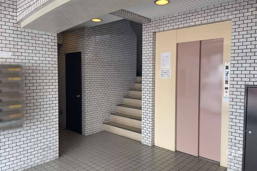 エントランスホール