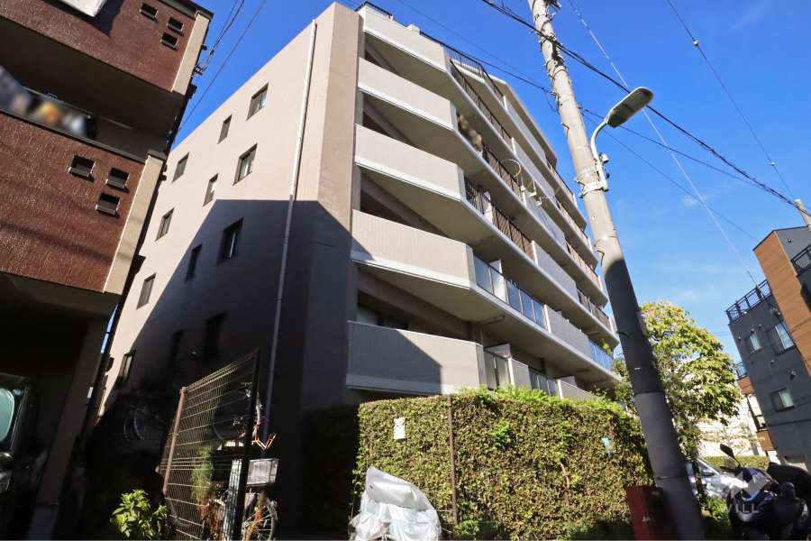 クレストコート馬込の外観(南西側から)