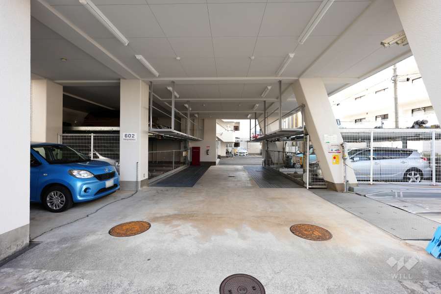 敷地内駐車場（屋外機械式・屋内機械式・屋内平面式）