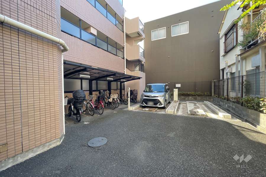 敷地内駐車場（屋外機械式）