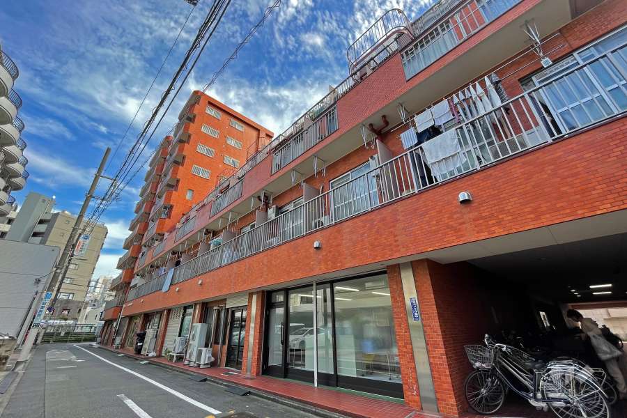 西蒲田さんろーどダイヤモンドマンションの外観（北西側から）