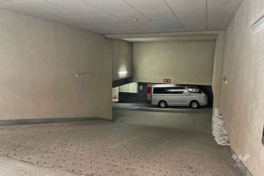 駐車場の出入り口